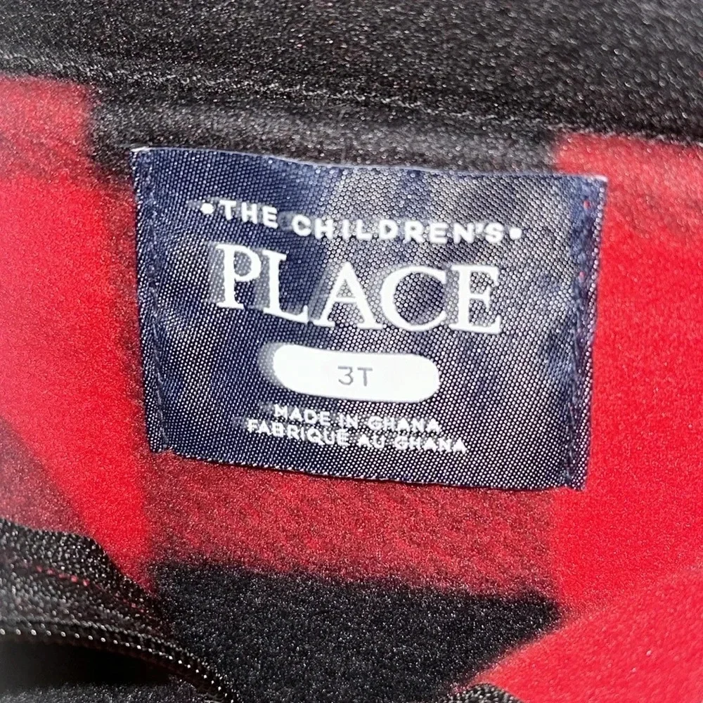 New The Children's Place red & black buffalo plaid fleece zip up jacket size 3T